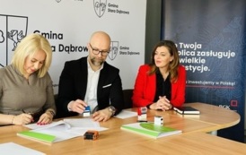 Kicko i Białuń z nowymi świetlicami. 2