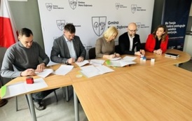 Kicko i Białuń z nowymi świetlicami. 3